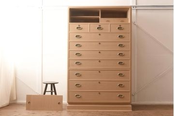 展示品　IDC大塚家具　家具のカネトク　3.6尺　7ノ3　隅丸仕上げ　桐タンス(定価約100万円)(R-041671)