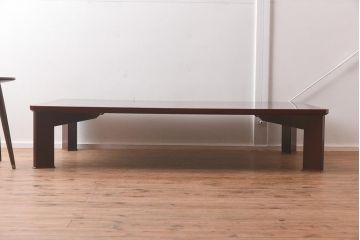 在庫未使用品　IDC大塚家具　松創　総欅材　一条型　無地　漆　座卓(ローテーブル)(定価約102万円)(R-041672)