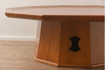 在庫未使用品　IDC大塚家具　松創　やすらぎ　欅材　木地呂塗り　10角形(十角形)座卓(ローテーブル)(定価約312万円)(R-041674)