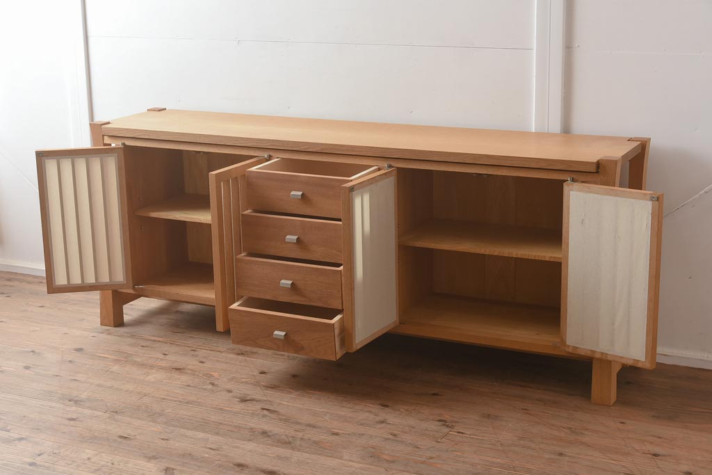 在庫未使用品　IDC大塚家具　川股家具工房　サイドボード(リビングボード)(定価約60万円)(R-041680)