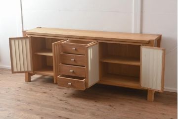 在庫未使用品　IDC大塚家具　川股家具工房　サイドボード(リビングボード)(定価約60万円)(R-041680)