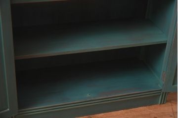 在庫未使用品　IDC大塚家具　バロッサバレンティ(VARO,S.A. VALENTI)　アルタミラ205901SP　ガラスキャビネット(飾り棚、陳列棚)(定価約72万円)(R-041681)