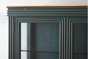 在庫未使用品　IDC大塚家具　バロッサバレンティ(VARO,S.A. VALENTI)　アルタミラ205901SP　ガラスキャビネット(飾り棚、陳列棚)(定価約72万円)(R-041681)