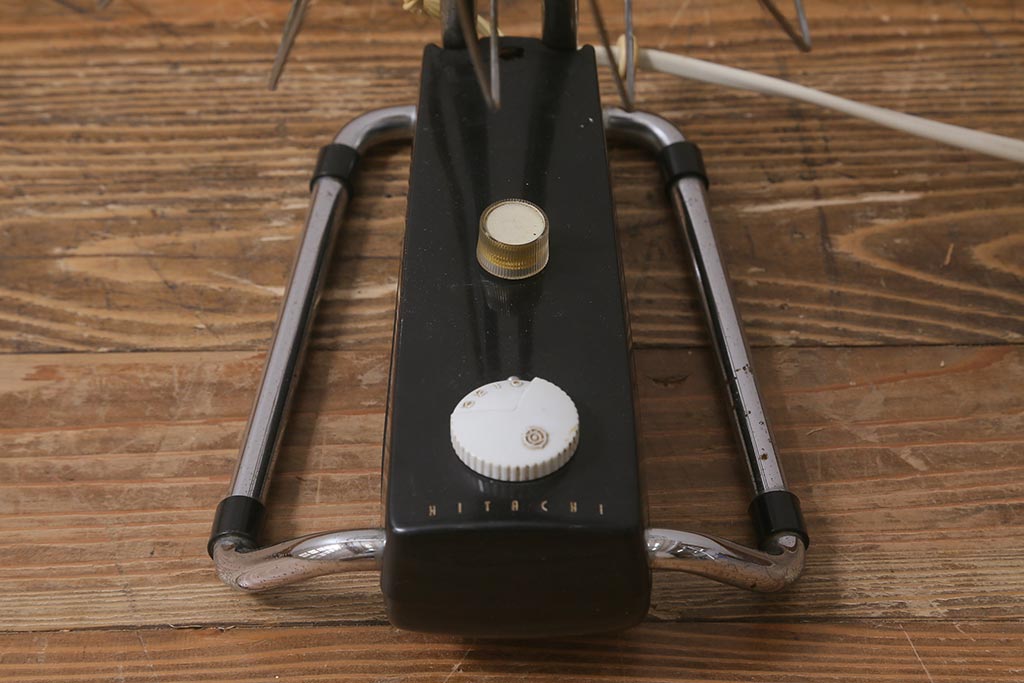 レトロ家具　昭和中期　日立(HITACHI)　オルゴール機能付き　ノスタルジックな雰囲気の30cm卓上扇風機(ファン)(R-041693)