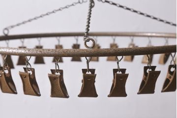 アンティーク雑貨　昭和中期　古びた風合いが魅力のピンチハンガー(ディスプレイ雑貨、生活雑貨)(R-041694)