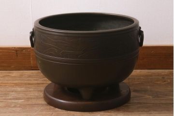 アンティーク雑貨　古民具・骨董　大正昭和初期　山水図　耳付銅火鉢(手あぶり)(R-041695)
