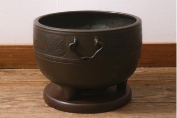 アンティーク雑貨　古民具・骨董　大正昭和初期　山水図　耳付銅火鉢(手あぶり)(R-041695)
