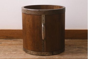 アンティーク雑貨　和製アンティーク　古民具　昭和初期　味わい深い質感が魅力の一斗枡(マス、升)(R-041698)