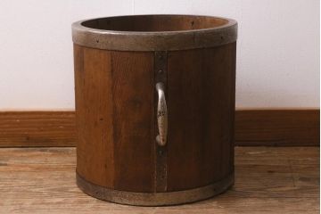 アンティーク雑貨　和製アンティーク　古民具　昭和初期　味わい深い質感が魅力の一斗枡(マス、升)(R-041698)