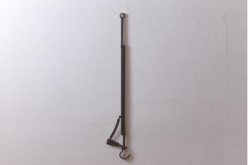 アンティーク雑貨　古民具・骨董　明治大正期　扇の飾りが風情ある自在鉤(じざいかぎ)(R-041705)