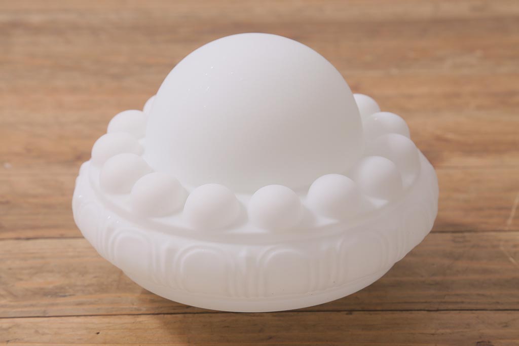 レトロ照明　昭和初期　丸みのあるフォルムが可愛らしいペンダントライト(天井照明、吊り下げ照明)(R-041707)