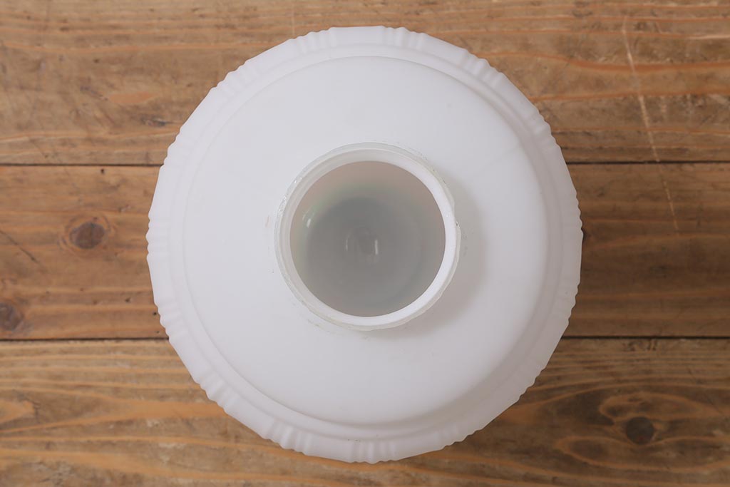 レトロ照明　昭和初期　丸みのあるフォルムが可愛らしいペンダントライト(天井照明、吊り下げ照明)(R-041707)