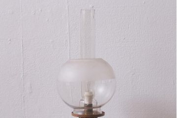 アンティーク照明　昭和初期　オイルランプをリメイクしたお洒落なテーブルランプ(スタンドライト、卓上照明)(R-041711)