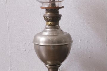 アンティーク照明　昭和初期　オイルランプをリメイクしたお洒落なテーブルランプ(スタンドライト、卓上照明)(R-041711)