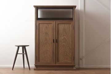 在庫未使用品　IDC大塚家具　松創　焼桐　器局(茶道具、戸棚、キャビネット)(定価約147万円)(R-041713)