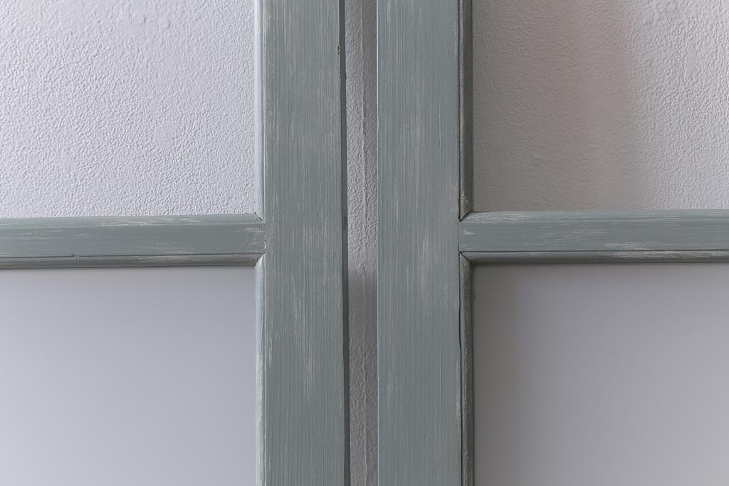 アンティーク建具　和製アンティーク　ペイント　シャビーなペイントがお洒落なガラス戸2枚セット(引き戸、建具)(R-041717)