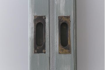 アンティーク建具　和製アンティーク　ペイント　シャビーなペイントがお洒落なガラス戸2枚セット(引き戸、建具)(R-041717)