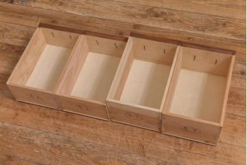 ラフジュ工房オリジナル　古金具リメイク　前板栗材　ヒノキ材　どこか懐かしい雰囲気漂う小引き出し(小物収納)(R-041728)