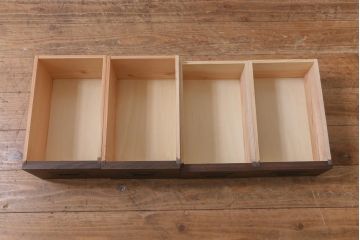 ラフジュ工房オリジナル　古金具リメイク　前板栗材　ヒノキ材　レトロな雰囲気漂う佇まいが魅力の小引き出し(小物収納)(R-041729)