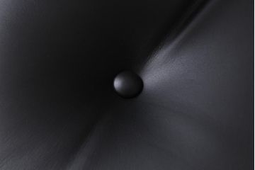 中古　展示美品　Hermanmiller(ハーマンミラー社)　イームズ　エグゼクティブチェア(定価約61万円)(アームチェア、オフィスチェア、椅子)(R-041730)