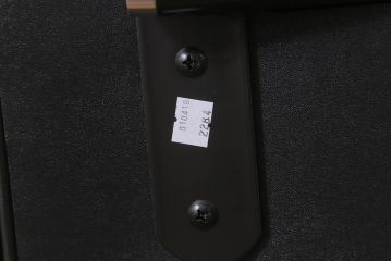 中古　展示美品　Hermanmiller(ハーマンミラー社)　イームズ　エグゼクティブチェア(定価約61万円)(アームチェア、オフィスチェア、椅子)(R-041730)