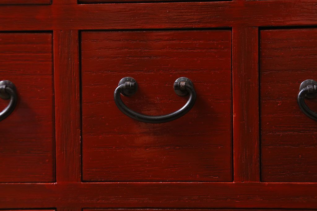 中古　指物家具　国産　総桐材　朱塗り　朱のお色がお部屋のアクセントになる薬箪笥(小物収納)(R-041731)