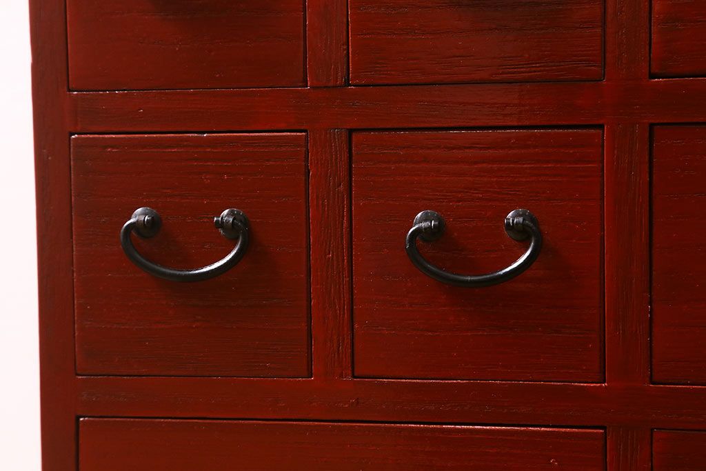 中古　指物家具　国産　総桐材　朱塗り　朱のお色がお部屋のアクセントになる薬箪笥(小物収納)(R-041731)