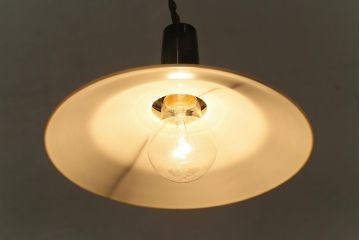 レトロ照明　昭和中期　セルロイド　温かみのある雰囲気が魅力のレトロなペンダントライト(天井照明、吊り下げ照明)(R-041736)