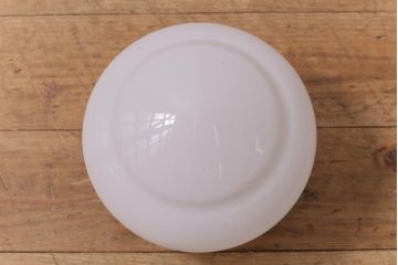 アンティーク照明　昭和レトロ　なめらかなフォルムが上品な雰囲気を醸し出す天井照明(吊り下げ照明、ペンダントライト)(R-041737)