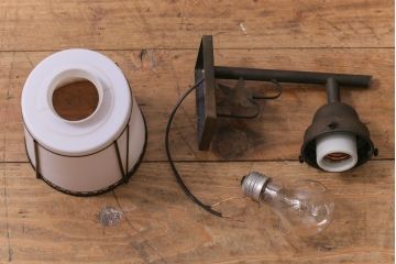 アンティーク照明　昭和初期　和の雰囲気漂うウォールランプ(壁掛け照明、ブラケットライト)(R-041742)