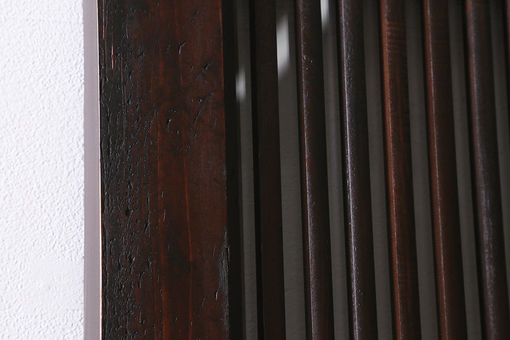 アンティーク建具　明治大正期　ヒノキ材　細い桟が魅力の格子蔵戸(蔵戸、格子戸、引き戸、建具、玄関戸)(R-041743)