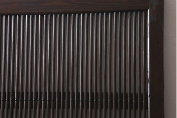 アンティーク建具　明治大正期　ヒノキ材　細い桟が魅力の格子蔵戸(蔵戸、格子戸、引き戸、建具、玄関戸)(R-041743)