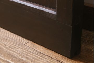 アンティーク建具　明治大正期　ヒノキ材　細い桟が魅力の格子蔵戸(蔵戸、格子戸、引き戸、建具、玄関戸)(R-041743)