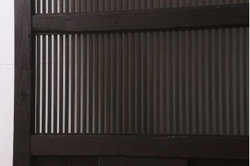 アンティーク建具　明治大正期　ヒノキ材　細い桟が魅力の格子蔵戸(蔵戸、格子戸、引き戸、建具、玄関戸)(R-041743)