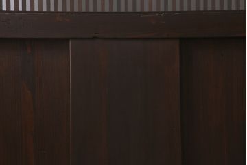 アンティーク建具　明治大正期　ヒノキ材　細い桟が魅力の格子蔵戸(蔵戸、格子戸、引き戸、建具、玄関戸)(R-041743)