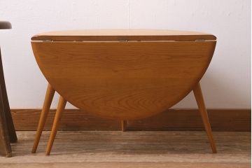 ヴィンテージ家具　イギリスビンテージ　レア品　ERCOL(アーコール)　ラウンドテーブル(バタフライテーブル、ローテーブル、センターテーブル)(R-041753)