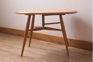 ヴィンテージ家具　イギリスビンテージ　レア品　ERCOL(アーコール)　ラウンドテーブル(バタフライテーブル、ローテーブル、センターテーブル)(R-041753)