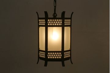 アンティーク照明　和製アンティーク　籠目模様がアクセントになった六角形の吊り下げ照明(天井照明)(R-041758)