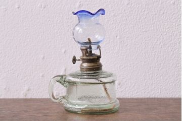 アンティーク雑貨　明治大正期　レトロ　青縁フリル　豆ランプ(金魚鉢ホヤ、オイルランプ、和ガラス)(R-041759)
