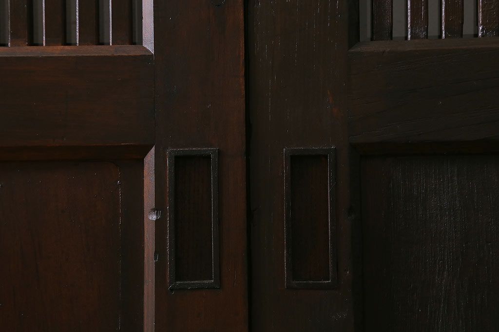 アンティーク建具　明治大正期　蔵戸リメイク　ヒノキ材　クリアガラス入り　風情漂う佇まいが魅力の蔵戸2枚セット(引き戸、玄関戸)(R-041762)