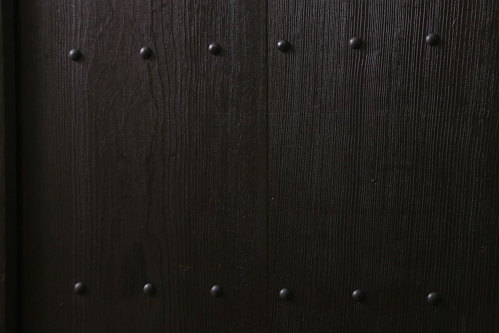 アンティーク建具　明治大正期　蔵戸リメイク　ヒノキ材　クリアガラス入り　風情漂う佇まいが魅力の蔵戸2枚セット(引き戸、玄関戸)(R-041762)