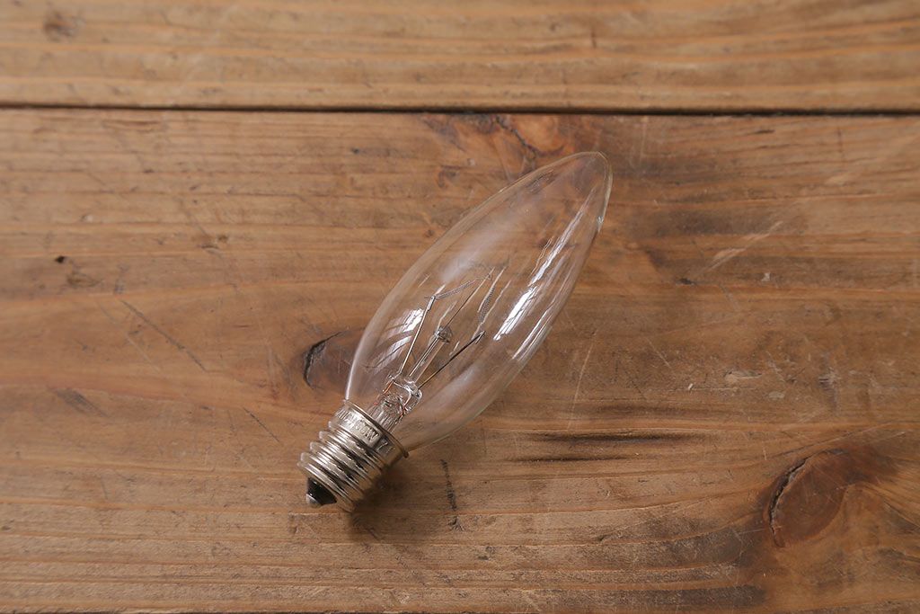 ヴィンテージ照明　フランスビンテージ　ゴージャスな空間を彩るクリスタルガラスのエンパイアシャンデリア(天井照明、吊り下げ照明)(R-041763)