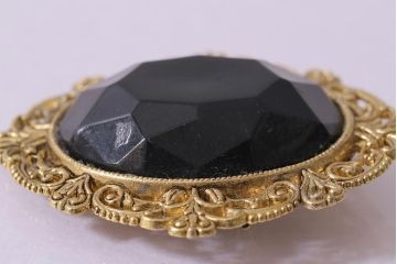 ヴィンテージ雑貨　昭和期　ゴージャスな雰囲気が魅力のブローチ(アクセサリー、ビンテージ)(R-041771)