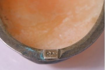 アンティーク雑貨　神話をモチーフにしたシェルカメオのブローチ(ペンダントトップ)(R-041772)
