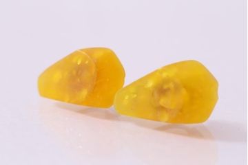 アンティーク雑貨　和製アンティーク　イエローストーンがレトロなイヤリング(アクセサリー)(R-041779)