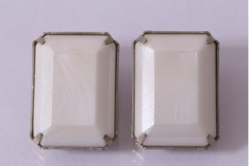 ヴィンテージ雑貨　昭和期　ホワイトストーンが爽やかなイヤリング(アクセサリー、ビンテージ)(R-041782)