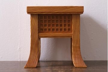 展示品　IDC大塚家具　古典木工　翁　屋久杉　花器(定価約12万3千円)(R-041796)