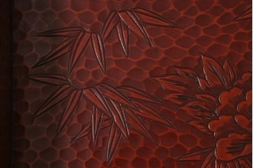 在庫未使用品　IDC大塚家具　まつおかファニチャー　鎌倉彫　竹と牡丹　漆　衣装盆　大小セット(定価約10万円)(R-041800)