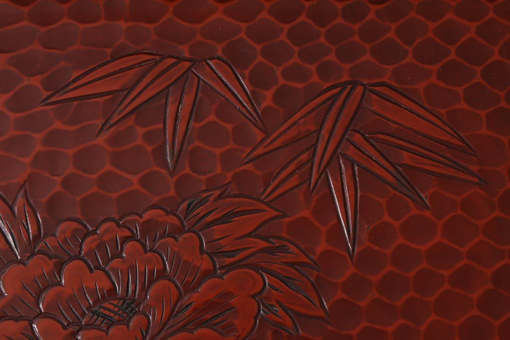 在庫未使用品　IDC大塚家具　まつおかファニチャー　鎌倉彫　竹と牡丹　漆　衣装盆　大小セット(定価約10万円)(R-041800)