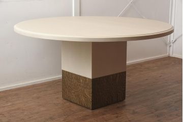 在庫未使用品　IDC大塚家具　Baker(ベイカー社)　KARA MANN(カラマン)　Milling Road(ミリング・ロード)　MR7037　ソリッドダイニングテーブル(ラウンドテーブル、丸テーブル)(定価約90万円)(R-041825)